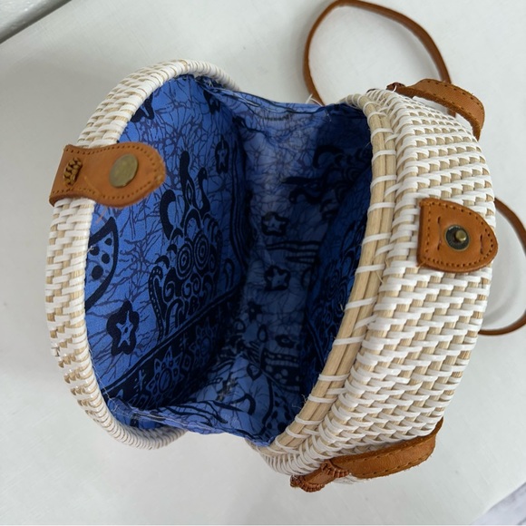 Unbranded White Round Wicker Straw & Leather Crossbody Bag Purse - Picture 12 of 12